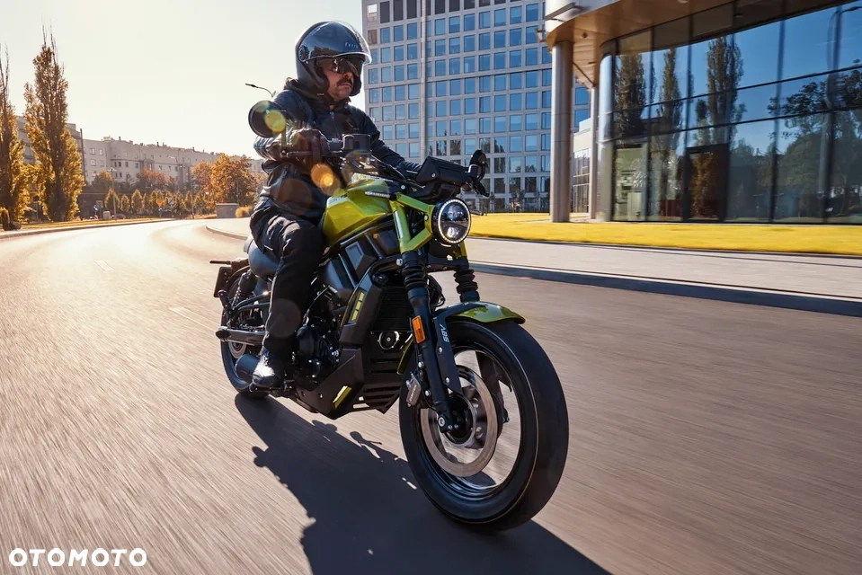 Motocykl ZONTES 125 C