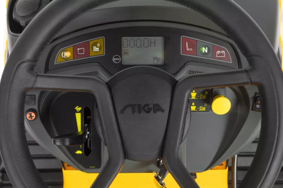 Traktor ogrodowy Stiga  Estate 7102 W