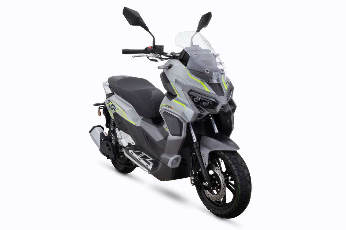 Skuter Junak XDV 125 - 125 cm3 - Transport GRATIS.