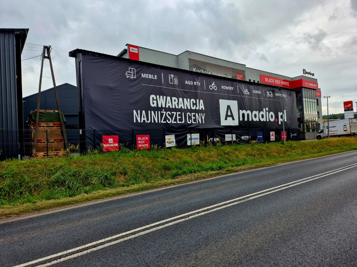 Sofa trzyosobowa Lora rozkładana z pojemnikiem beżowa Black Red White, BRW