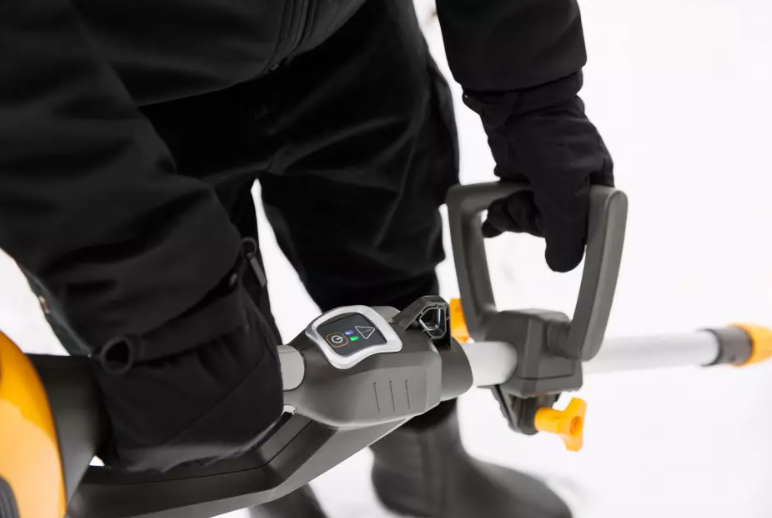 ODŚNIEŻARKA STIGA ZESTAW ST 300E BODY 2S1330101/ST1 ŁADOWARKA+AKUMULATOR E420