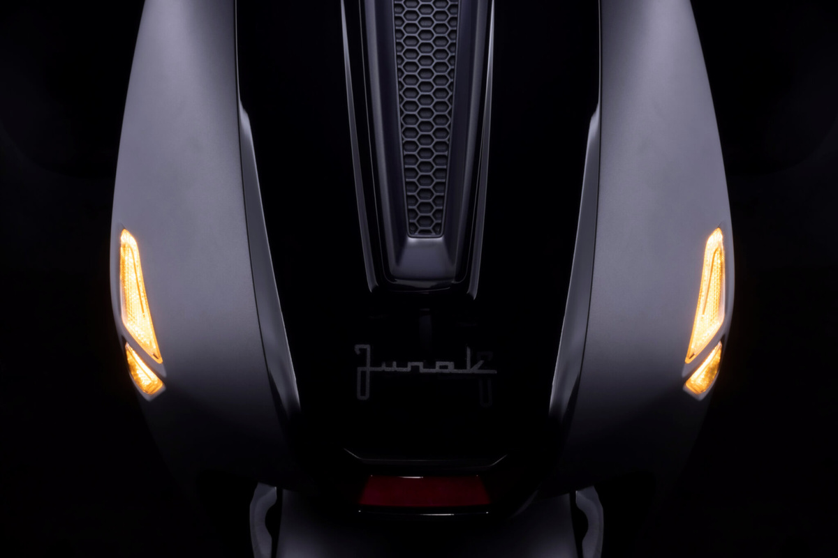 Skuter Junak CLASSICO 125 - 125 cm3 - Transport GRATIS