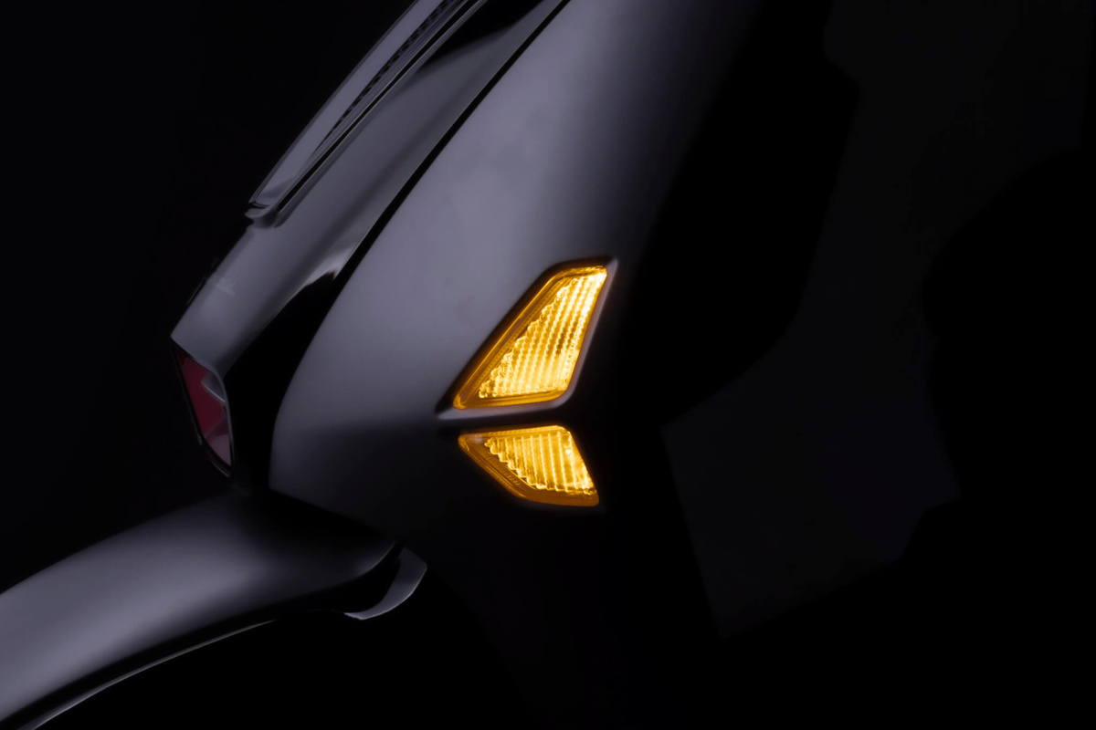 Skuter Junak CLASSICO 125 - 125 cm3 - Transport GRATIS