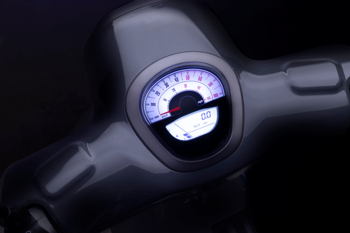 Skuter Junak CLASSICO 125 - 125 cm3 - Transport GRATIS