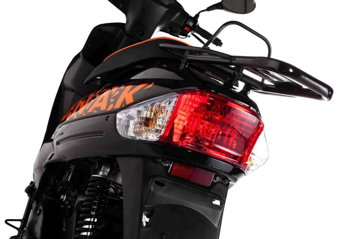 Skuter Junak 104 - 49 cm3 - Transport GRATIS. Prawdziwe raty 0%