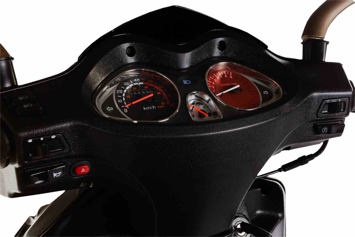 Skuter Junak 607 - 49 cm3 - Transport GRATIS