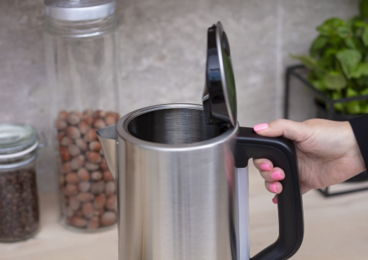 Czajnik bezprzewodowy MPM MCZ-121M