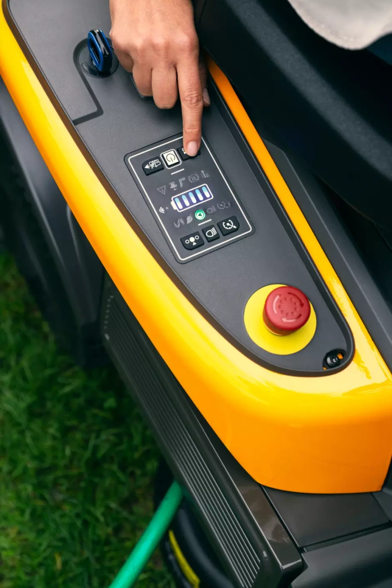 Traktor akumulatorowy Stiga Swift 372e