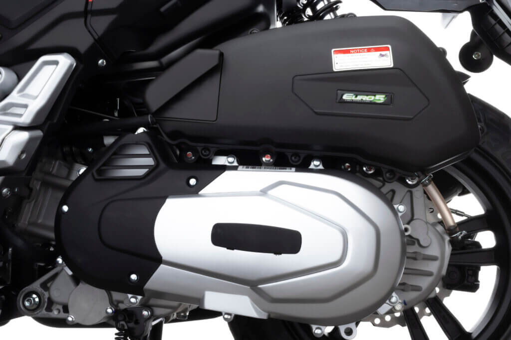 Skuter Junak XDV 125 - 125 cm3 - Transport GRATIS.