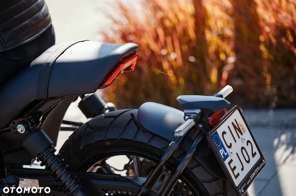 Motocykl ZONTES 125 C